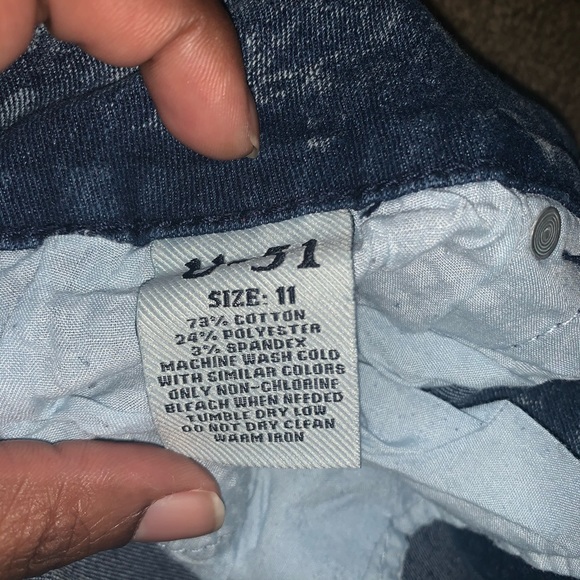 Jeans - Picture 5 of 6